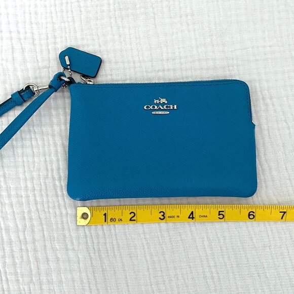 Coach Zip Wristlet - Picture 6 of 7